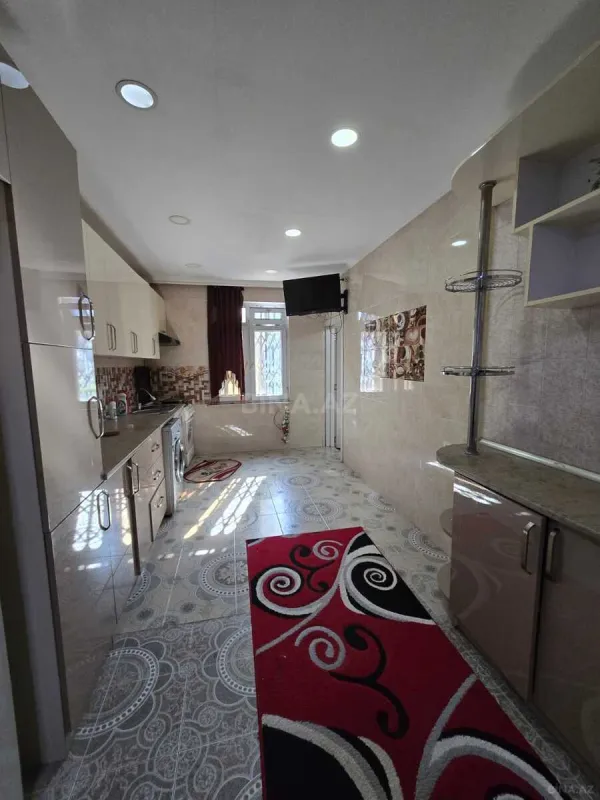 Satılır 3 otaqlı mənzil 105 m²