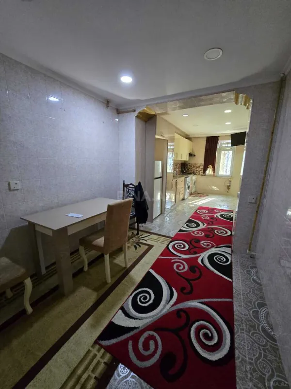 Satılır 3 otaqlı mənzil 105 m²