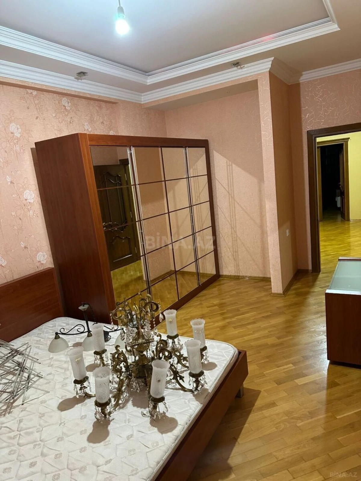 Kirayə verilir 3 otaqlı mənzil 115 m²