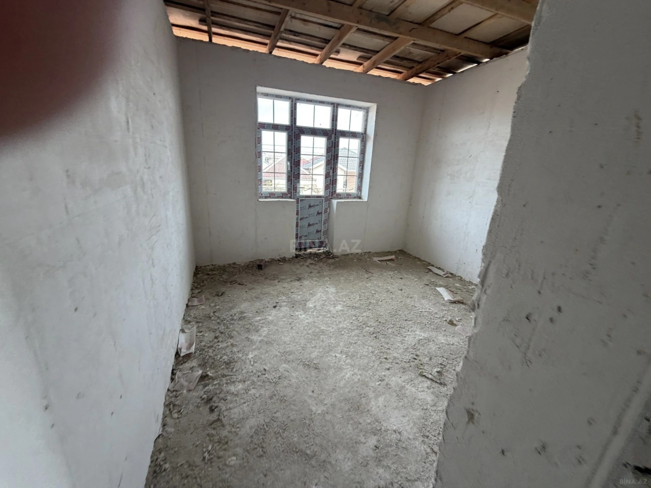 Satılır 3 otaqlı mənzil 70 m²