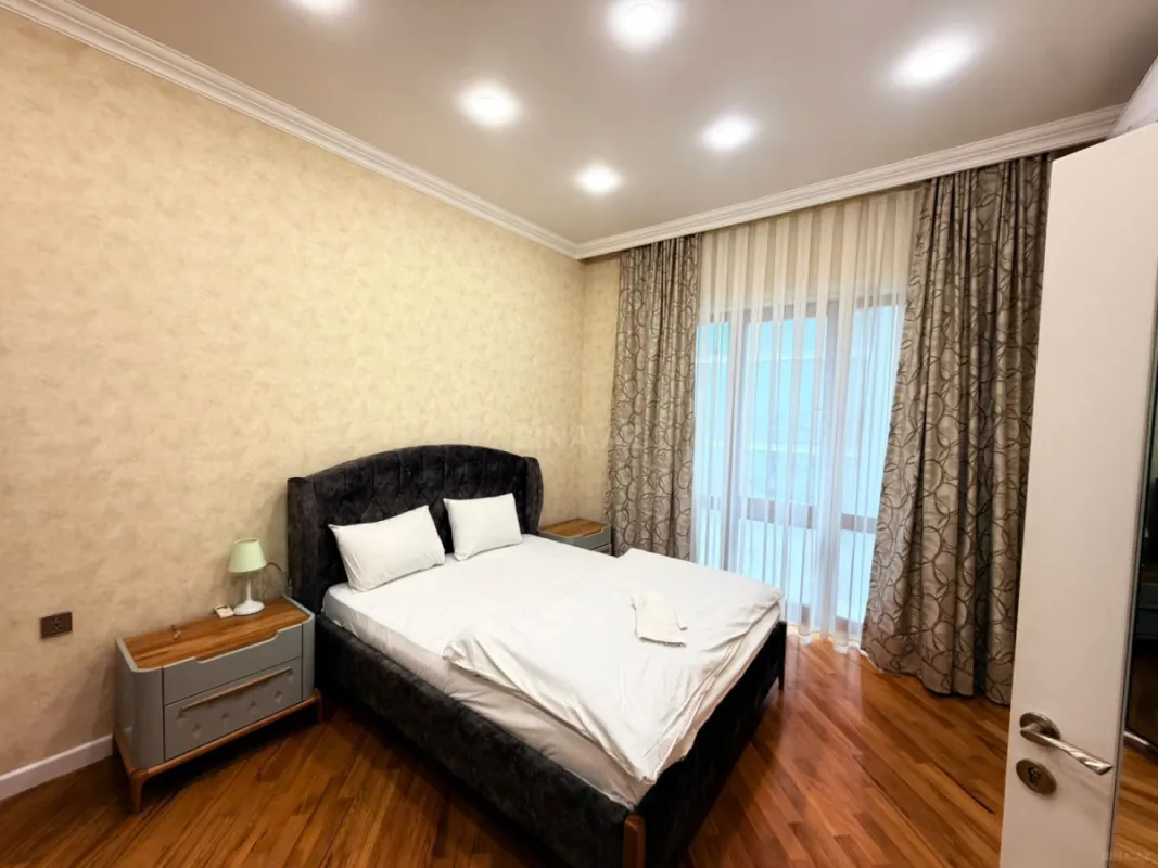 Kirayə verilir 3 otaqlı mənzil 110 m²