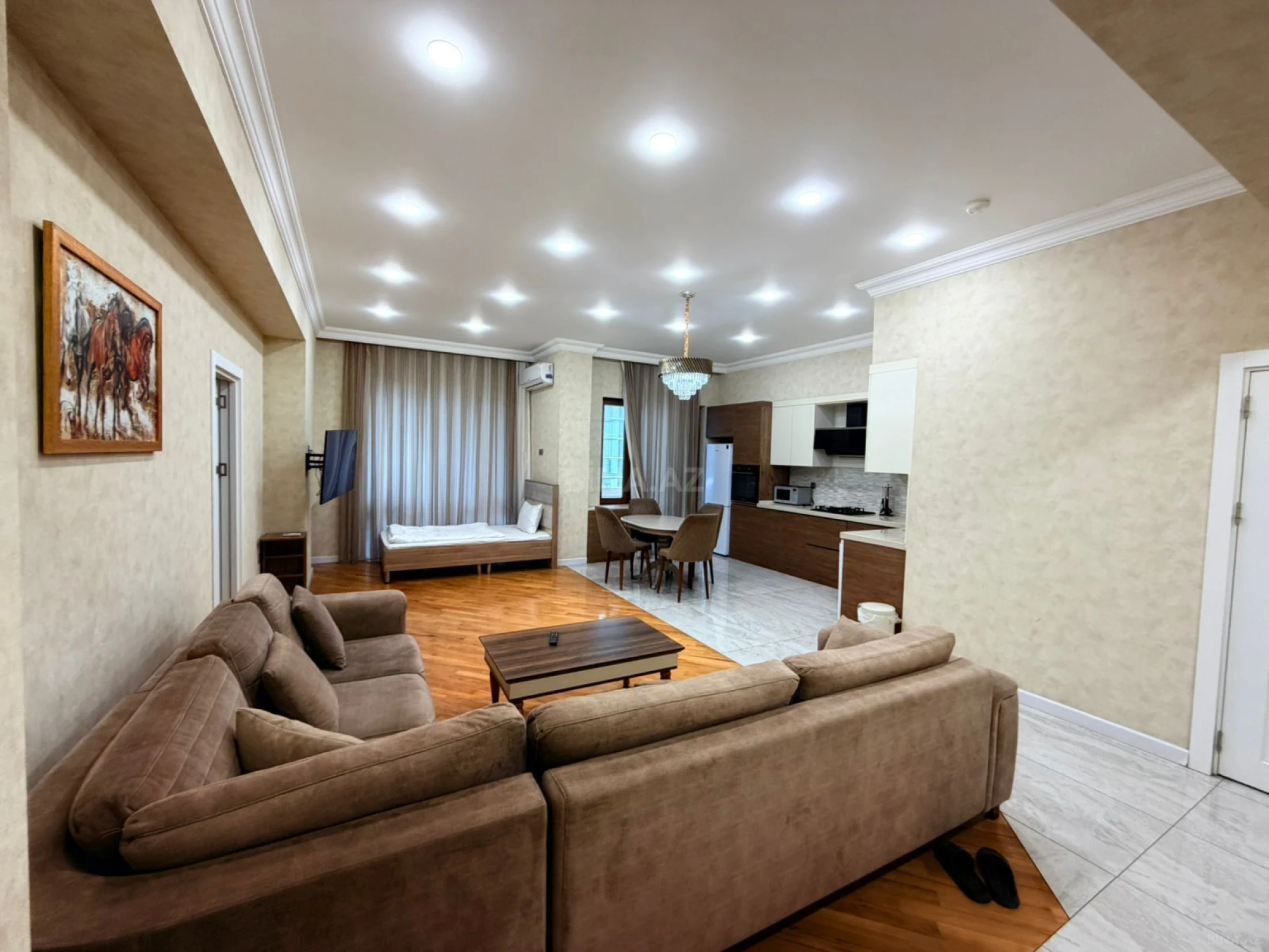 Kirayə verilir 3 otaqlı mənzil 110 m²