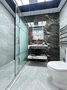 Satılır 2 otaqlı mənzil 85 m²