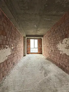 Satılır 2 otaqlı mənzil 77 m²