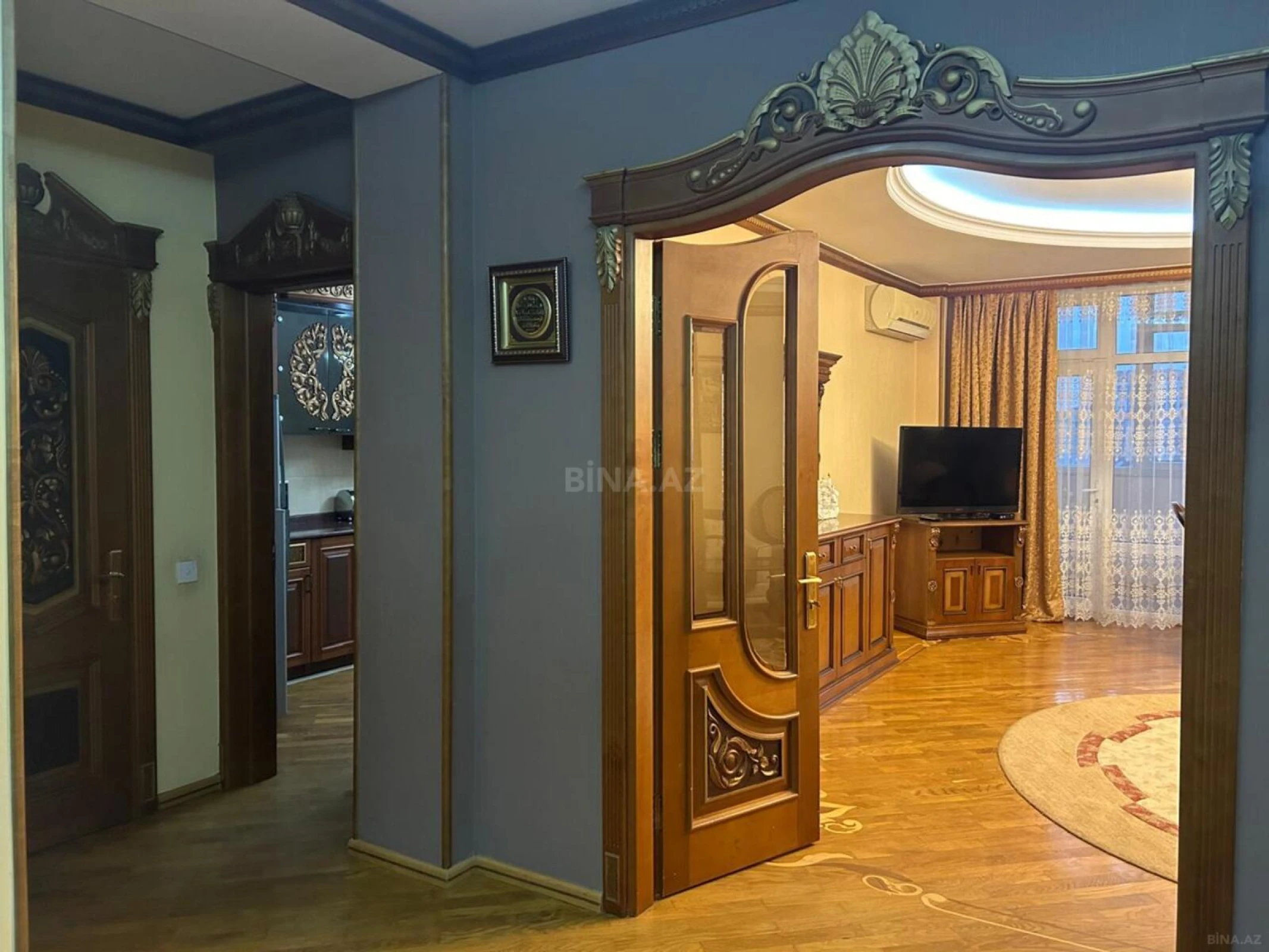Kirayə verilir 3 otaqlı mənzil 130 m²