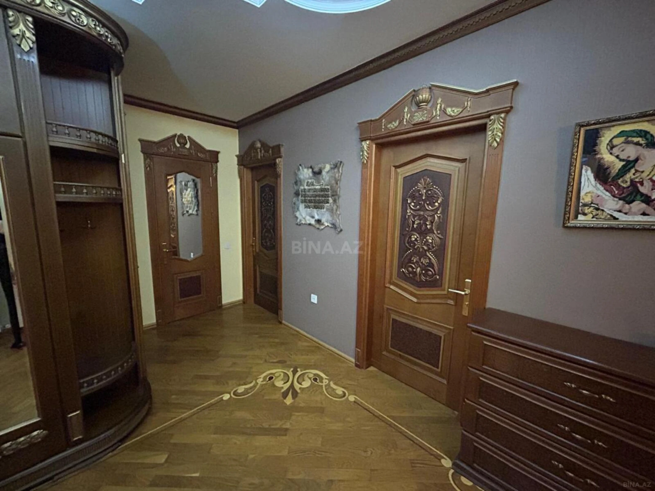 Kirayə verilir 3 otaqlı mənzil 130 m²