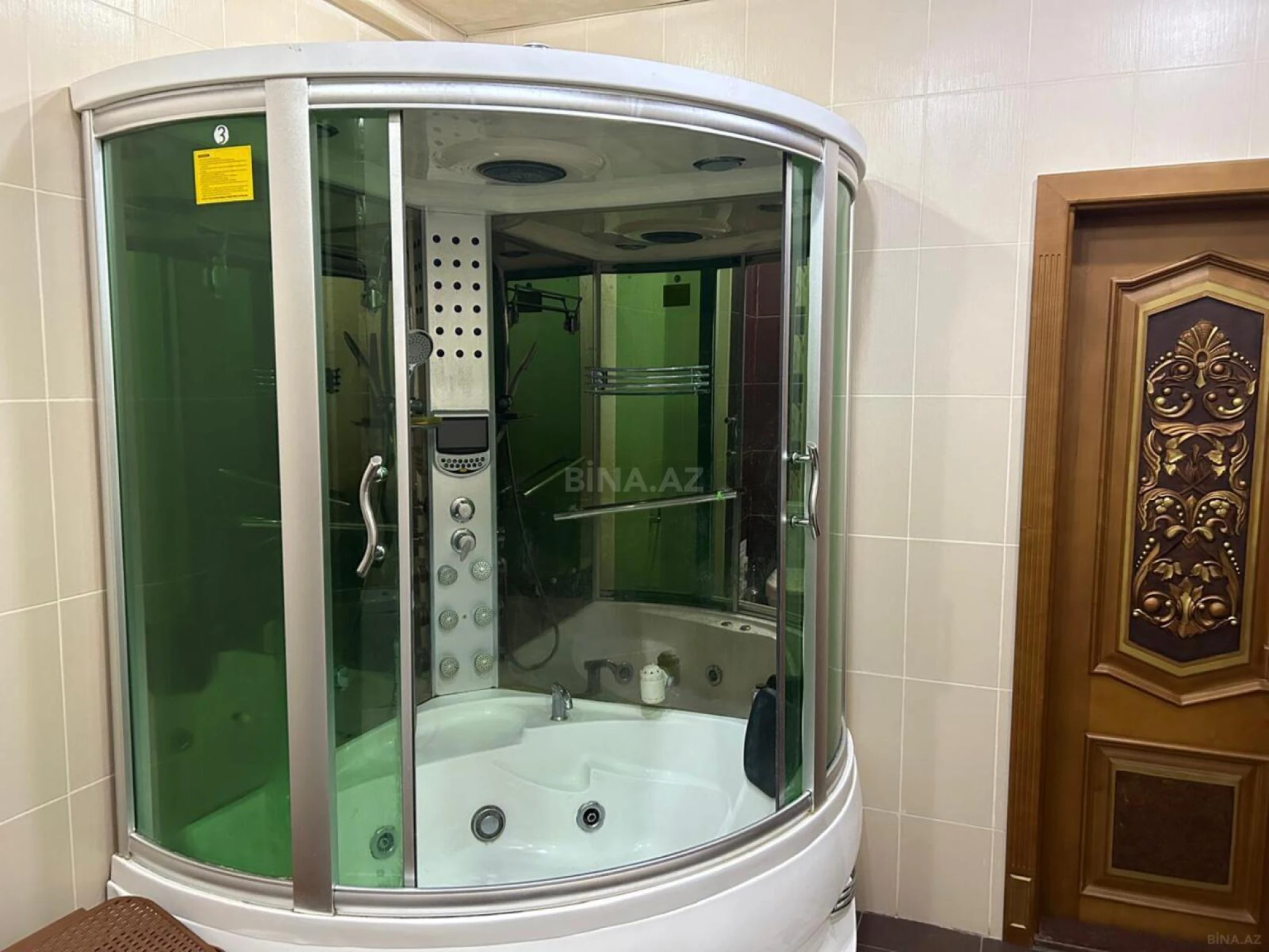 Kirayə verilir 3 otaqlı mənzil 130 m²