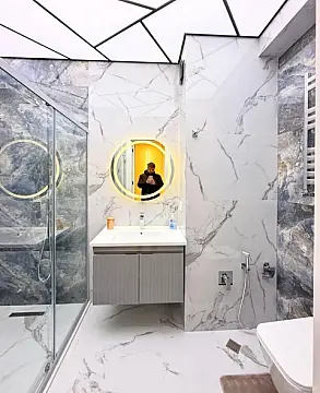 Kirayə verilir 2 otaqlı mənzil 80 m²