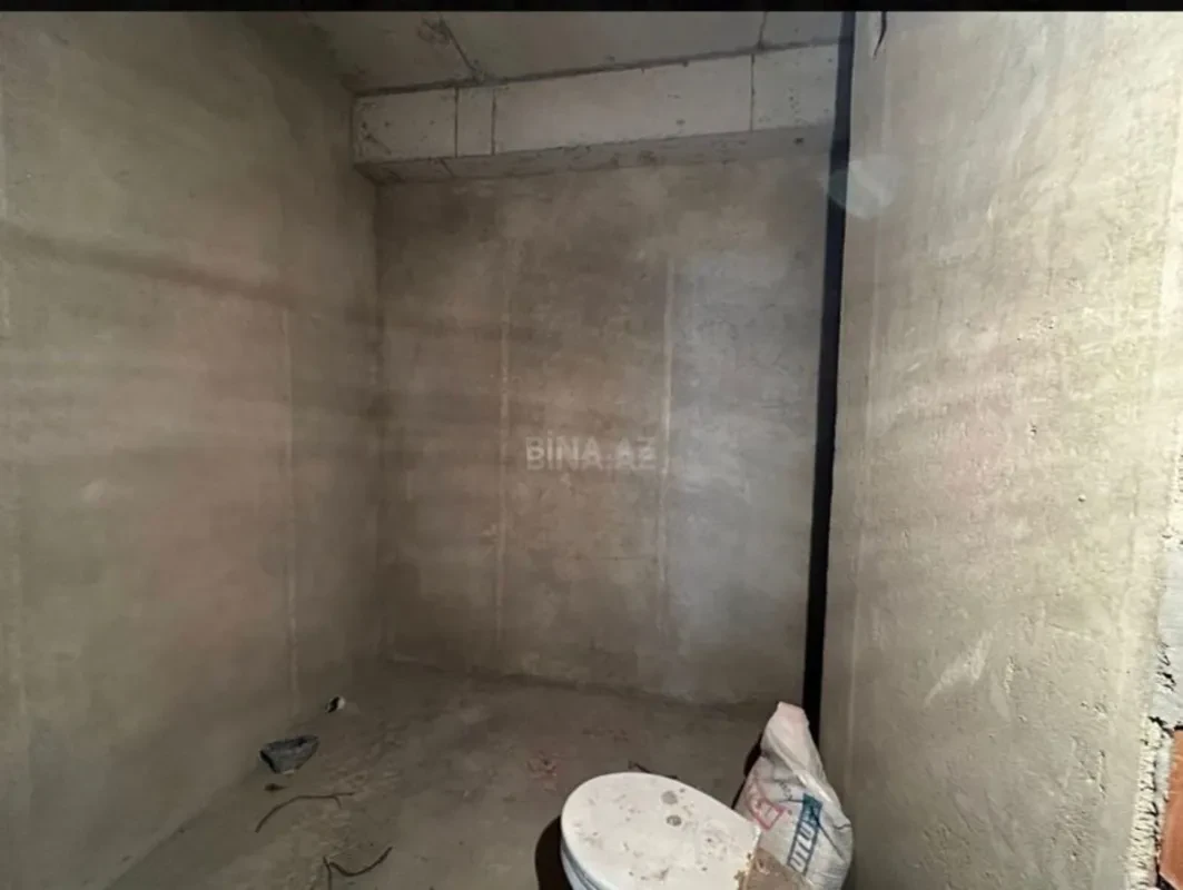 Satılır 3 otaqlı mənzil 126 m²