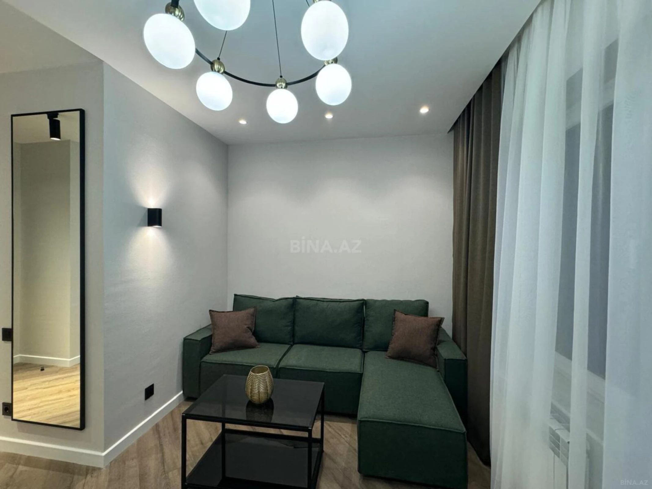 Kirayə verilir 2 otaqlı mənzil 60 m²