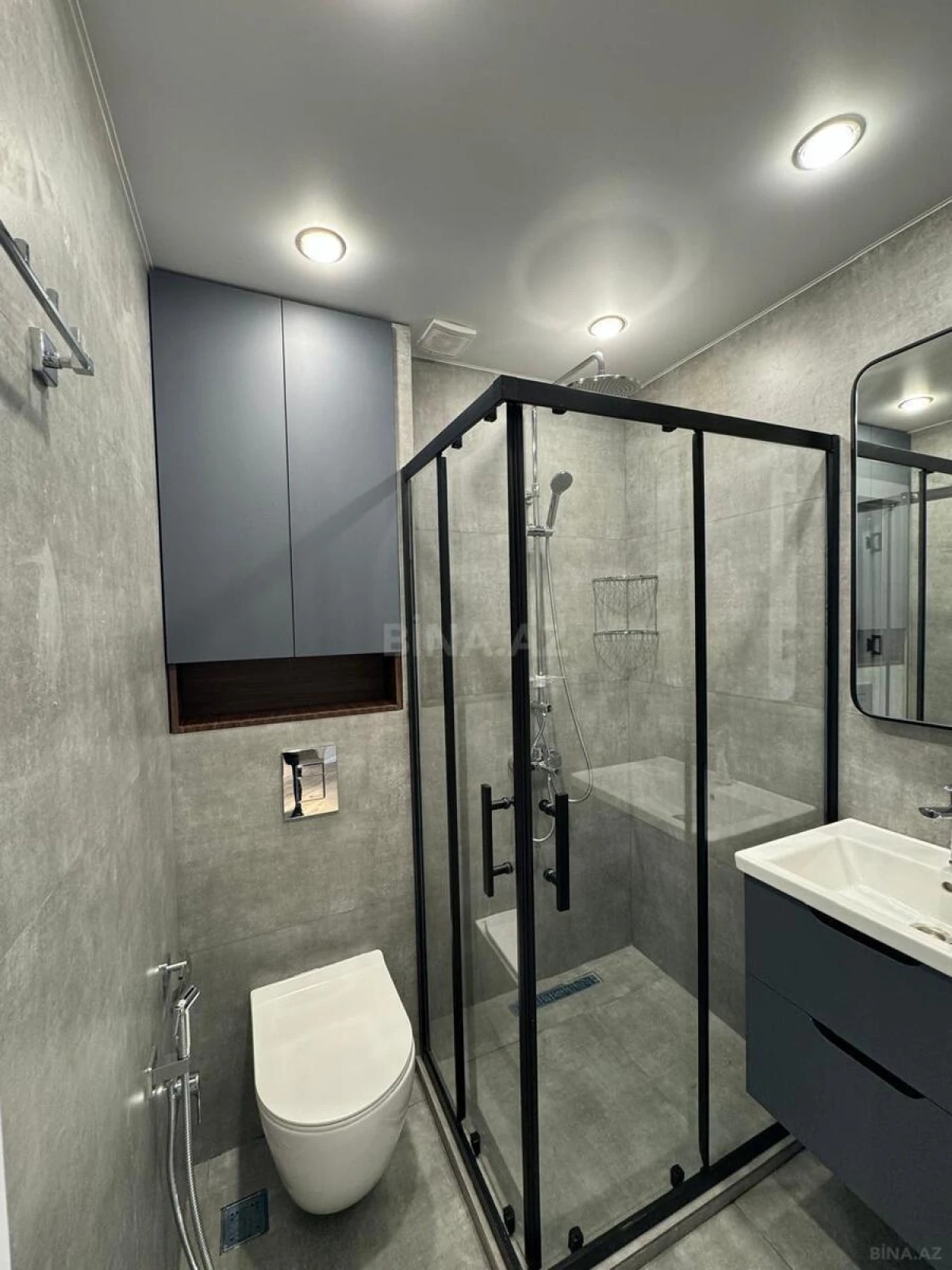 Kirayə verilir 2 otaqlı mənzil 60 m²