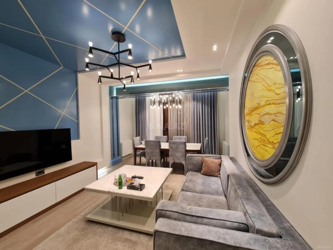 Kirayə verilir 2 otaqlı mənzil 80 m²