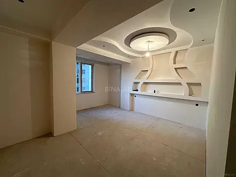 Satılır 3 otaqlı mənzil 155 m²