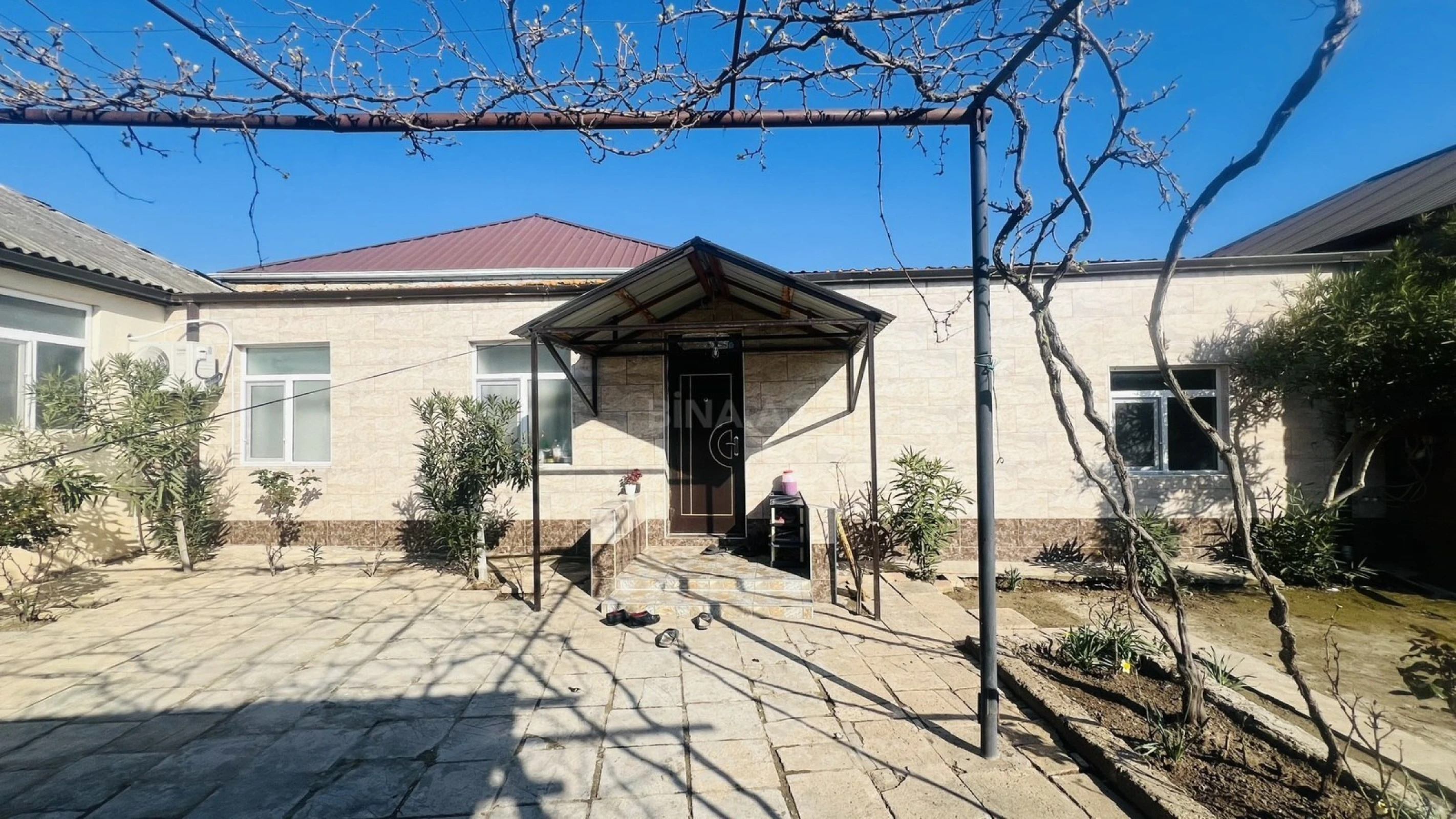 Satılır 3 otaqlı həyət evi 90 m²