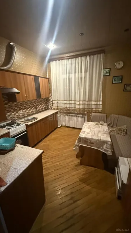 Kirayə verilir 2 otaqlı mənzil 60 m²