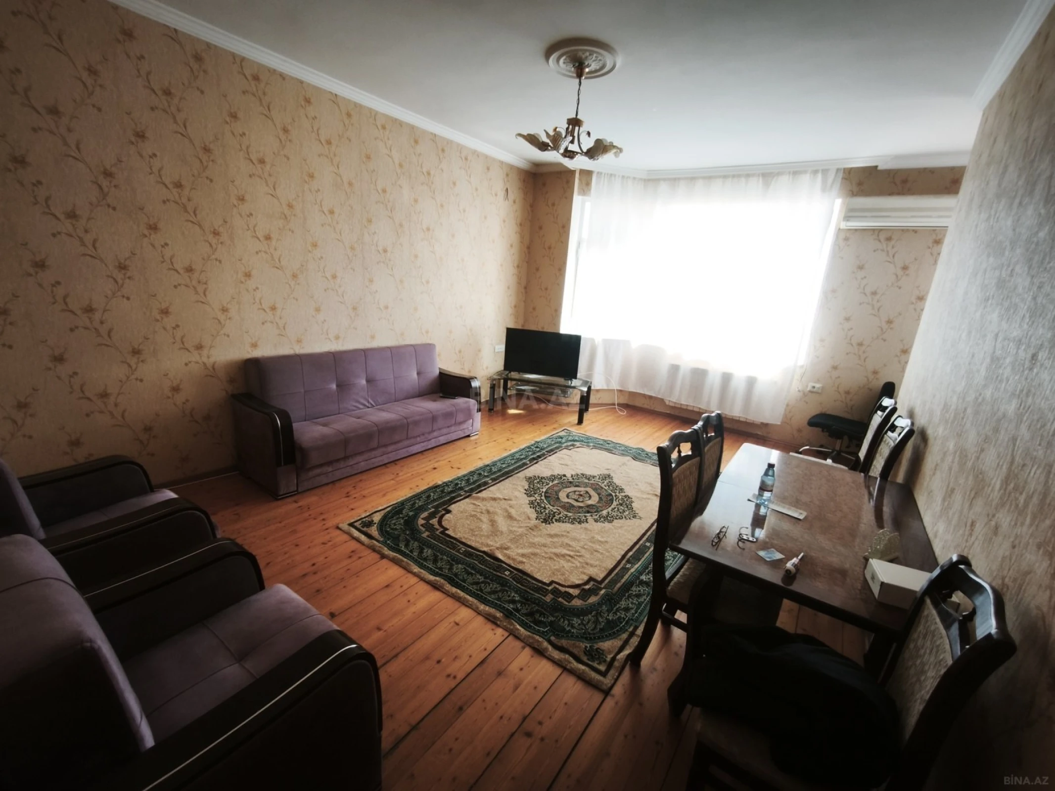 Kirayə verilir 2 otaqlı mənzil 70 m²