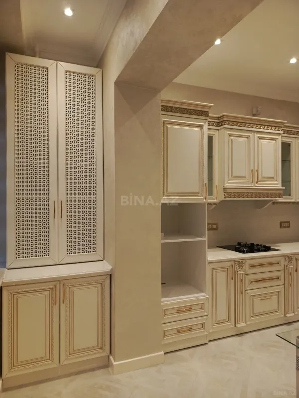 Kirayə verilir 3 otaqlı mənzil 150 m²