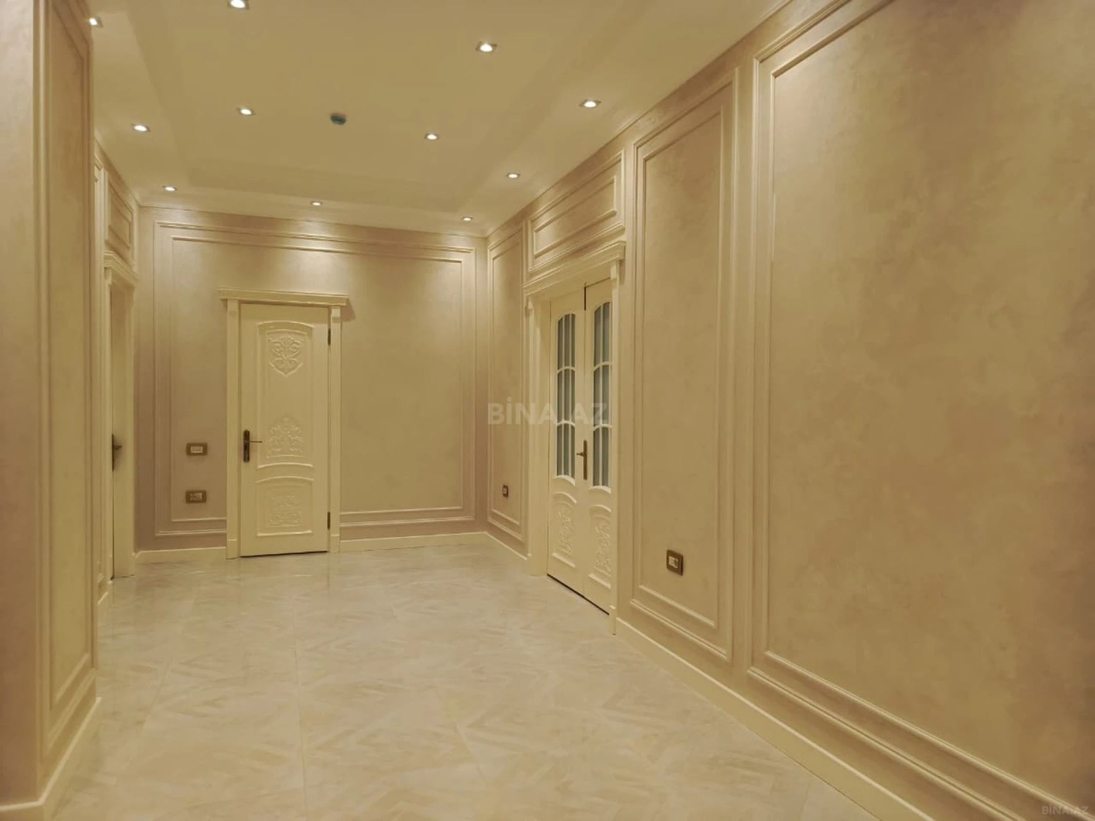Kirayə verilir 3 otaqlı mənzil 150 m²