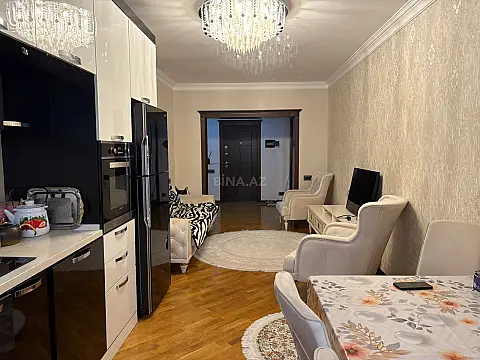 Kirayə verilir 2 otaqlı mənzil 80 m²