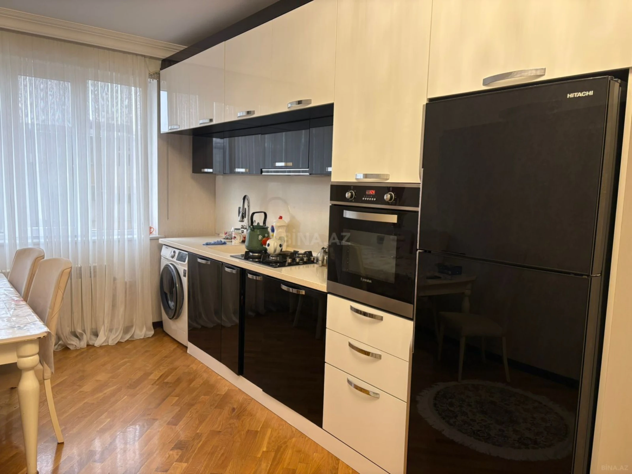Kirayə verilir 2 otaqlı mənzil 80 m²