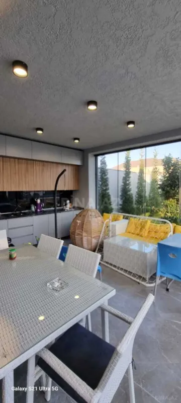 Satılır 5 otaqlı həyət evi 220 m²