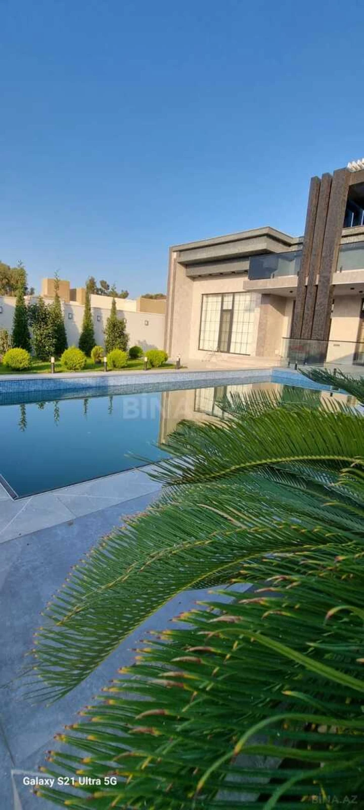 Satılır 5 otaqlı həyət evi 220 m²