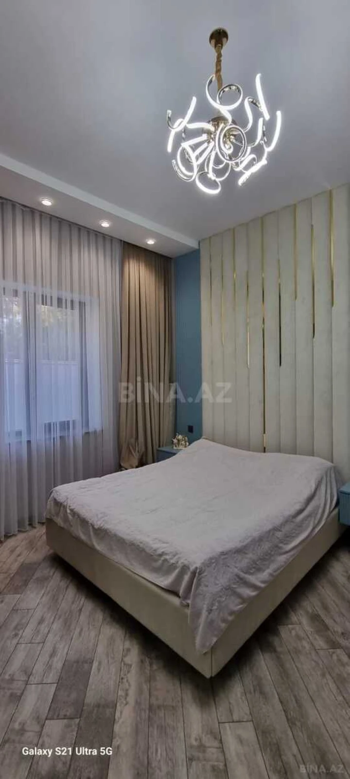 Satılır 5 otaqlı həyət evi 220 m²