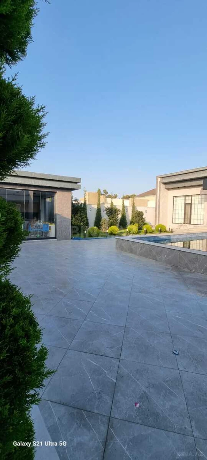 Satılır 5 otaqlı həyət evi 220 m²