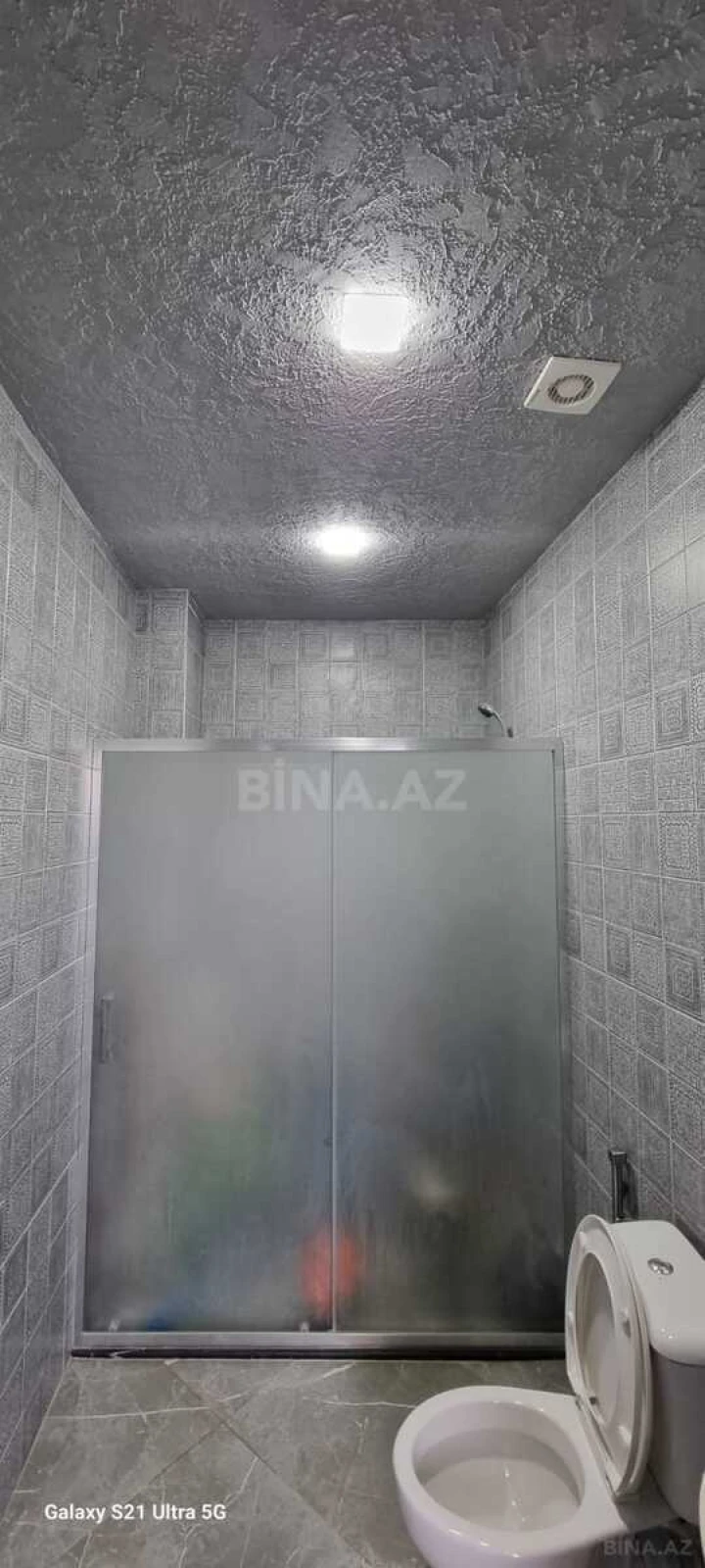 Satılır 5 otaqlı həyət evi 220 m²