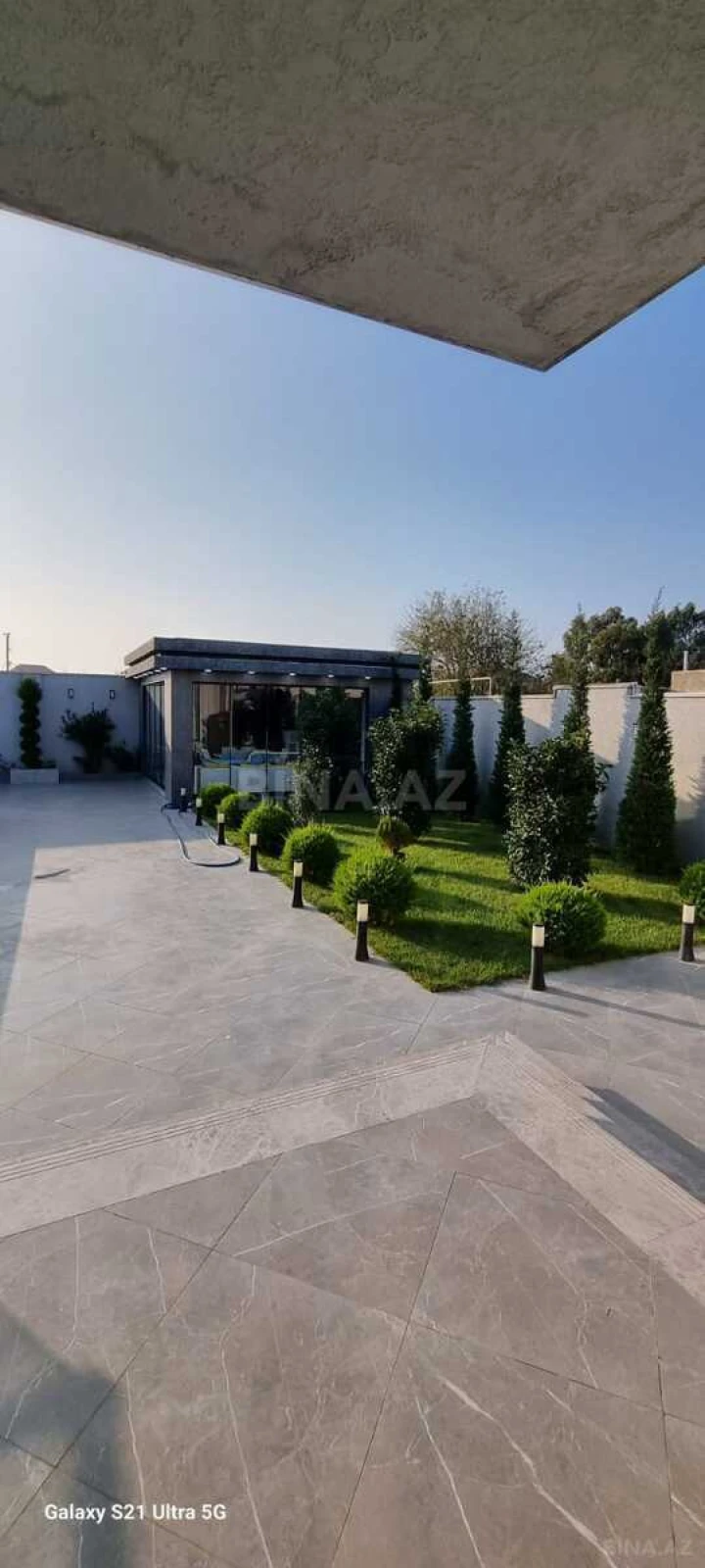 Satılır 5 otaqlı həyət evi 220 m²