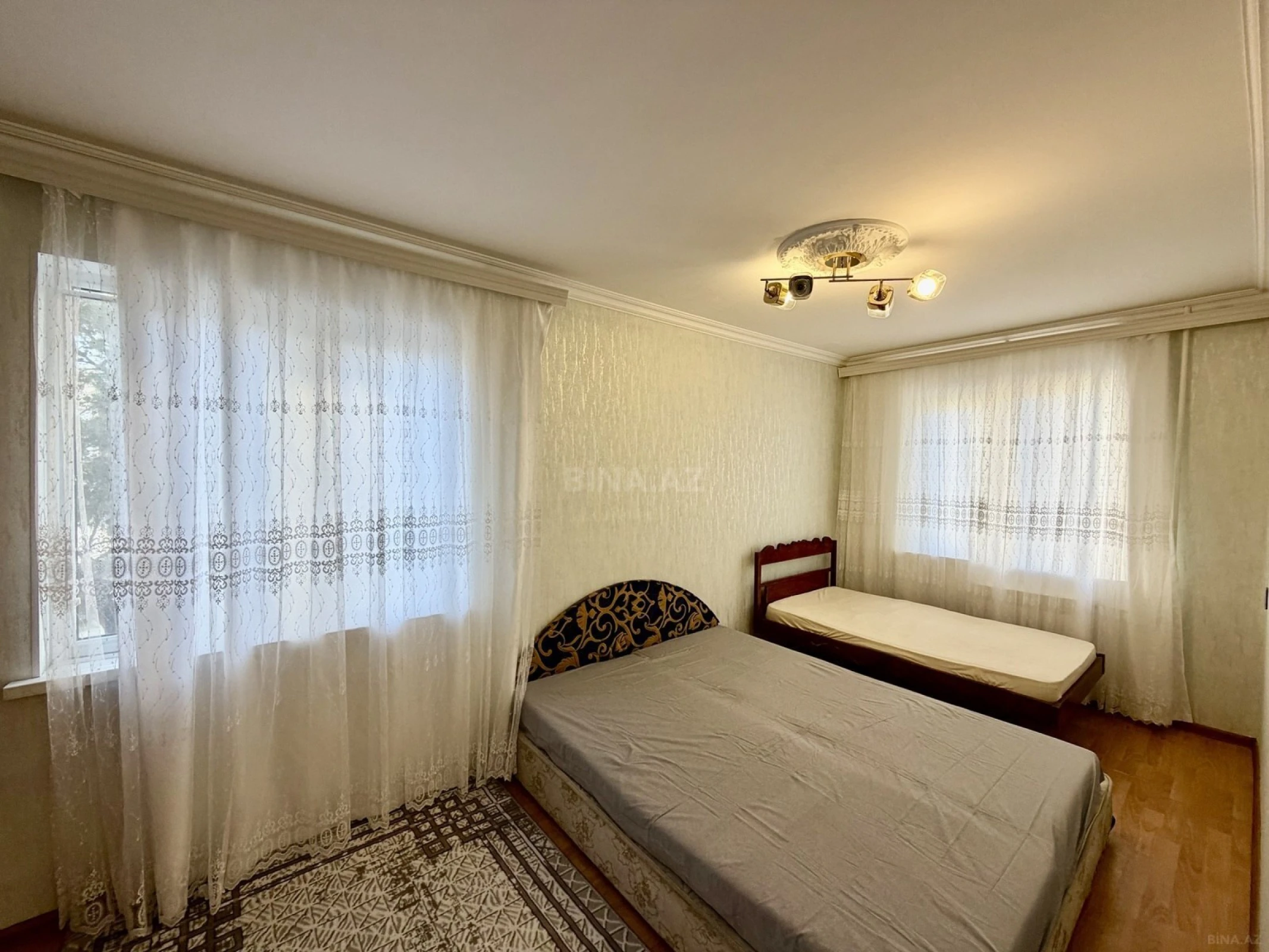 Satılır 2 otaqlı mənzil 55 m²