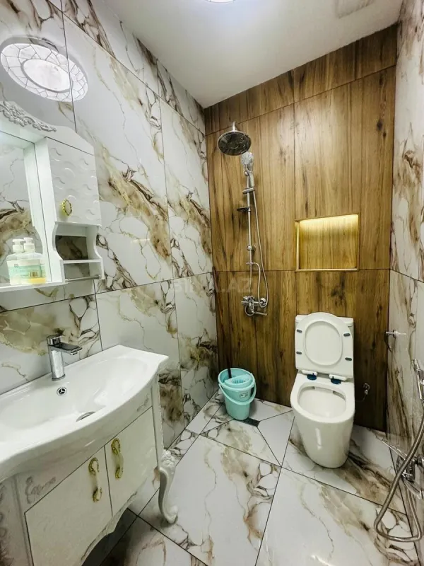 Kirayə verilir 2 otaqlı mənzil 50 m²