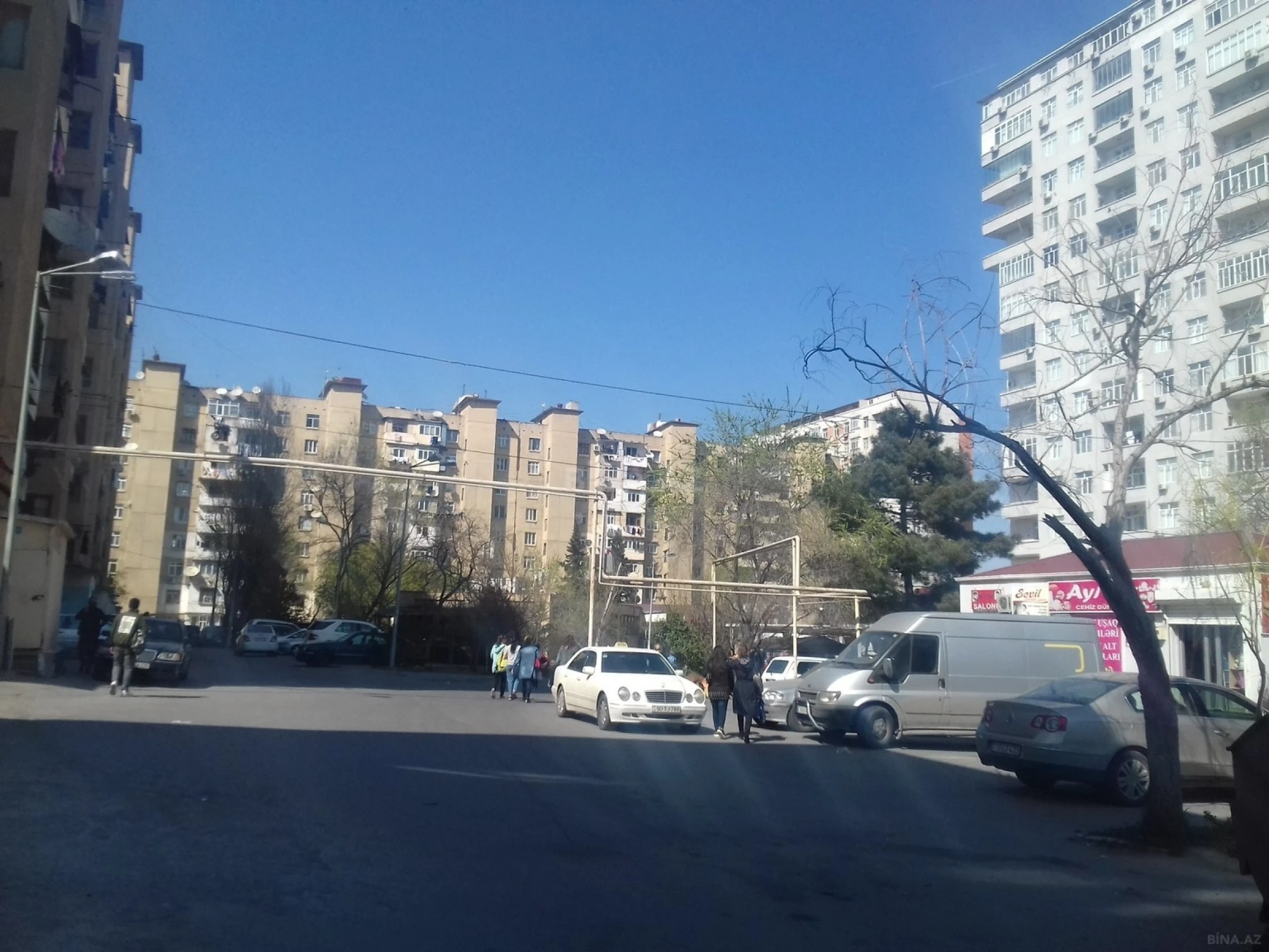 Satılır 2 otaqlı mənzil 65 m²