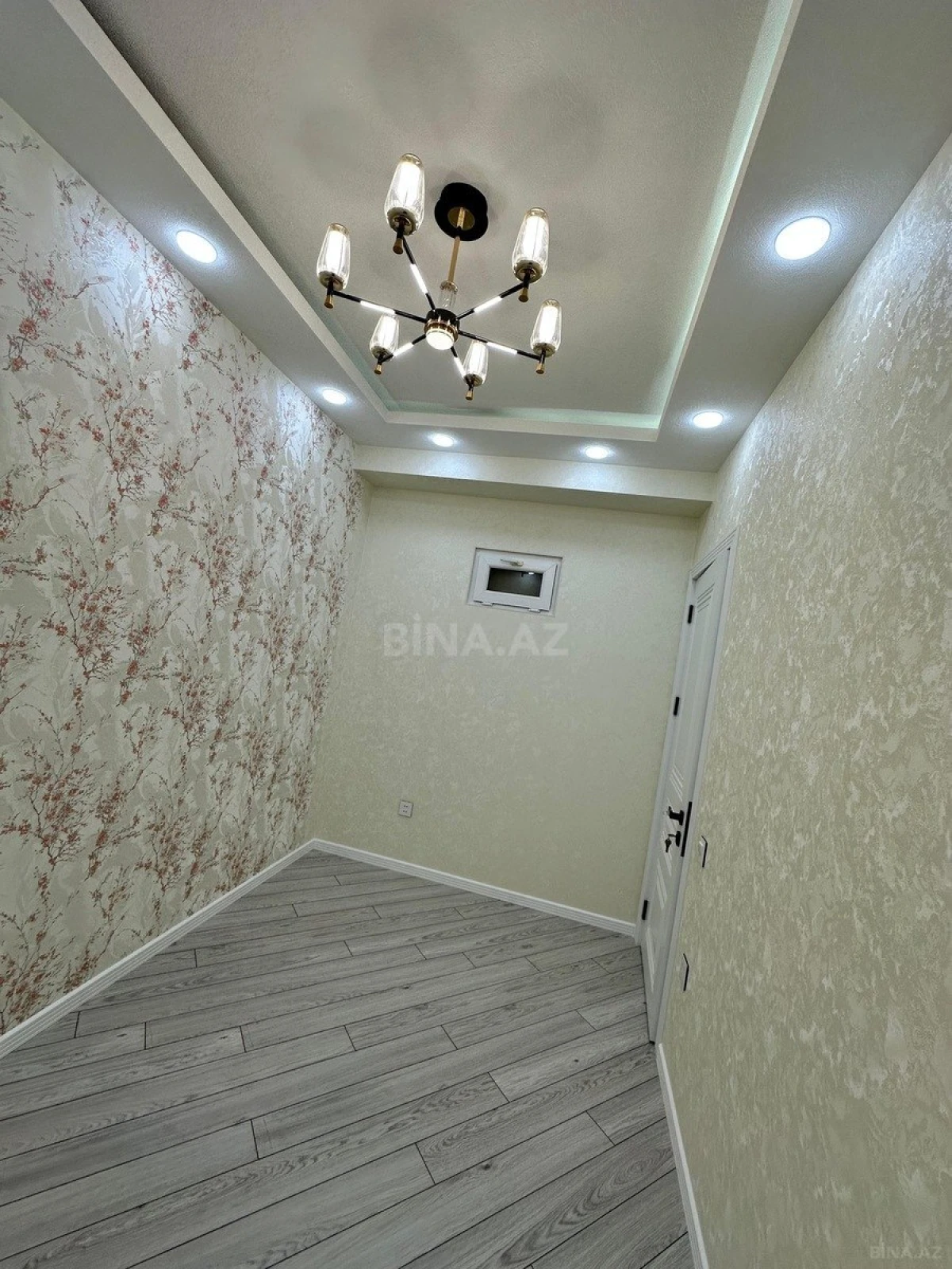 Satılır 3 otaqlı mənzil 95 m²