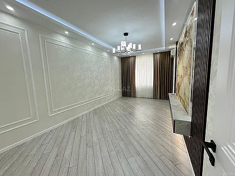 Satılır 3 otaqlı mənzil 95 m²