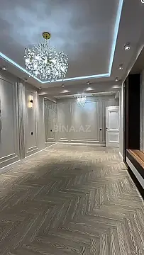 Satılır 3 otaqlı mənzil 137 m²