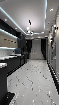 Satılır 3 otaqlı mənzil 137 m²