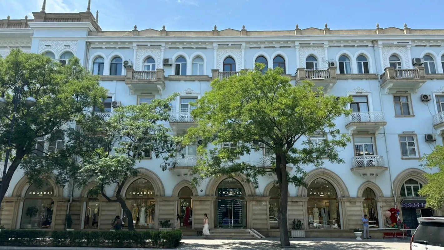 Kirayə verilir 2 otaqlı mənzil 65 m²