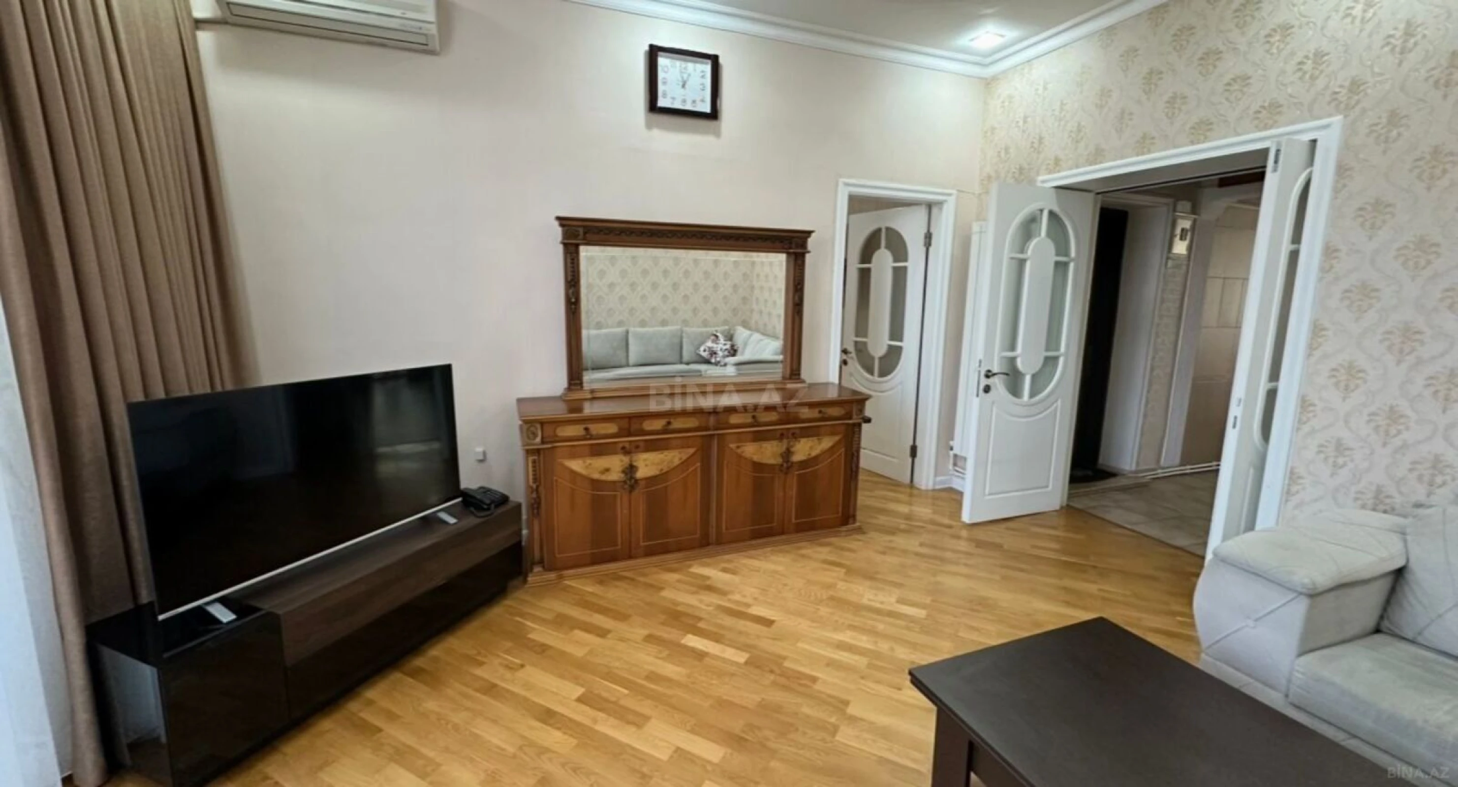 Kirayə verilir 2 otaqlı mənzil 65 m²