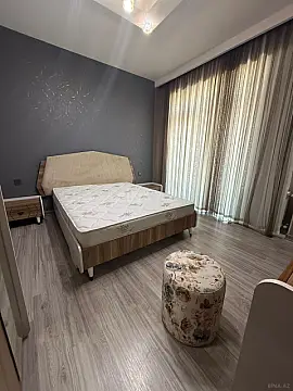 Kirayə verilir 3 otaqlı mənzil 106 m²