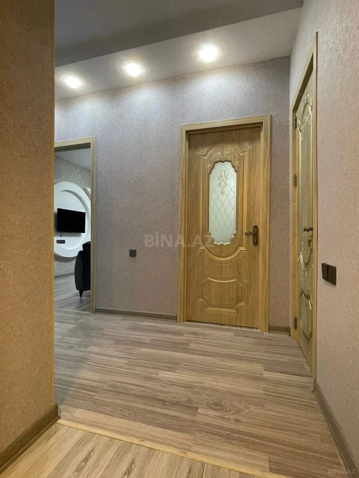 Kirayə verilir 3 otaqlı mənzil 106 m²
