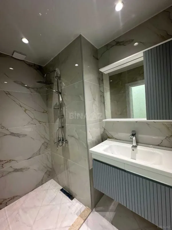 Satılır 3 otaqlı mənzil 81 m²