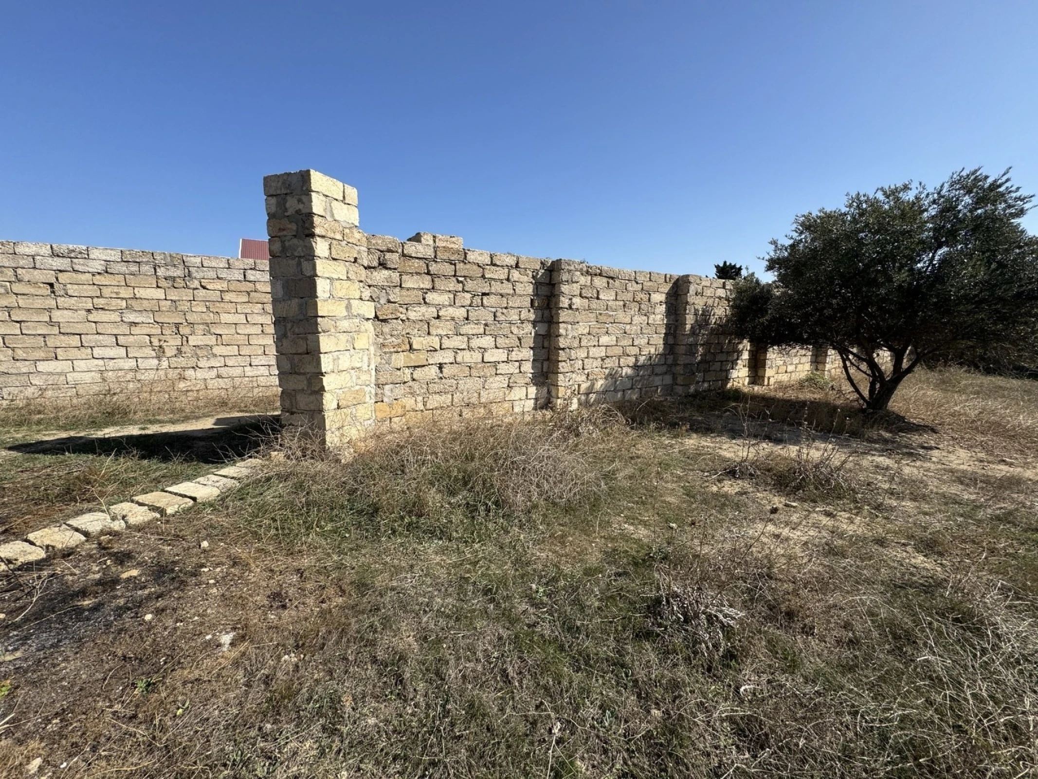 Satılır torpaq sahəsi 4 m²