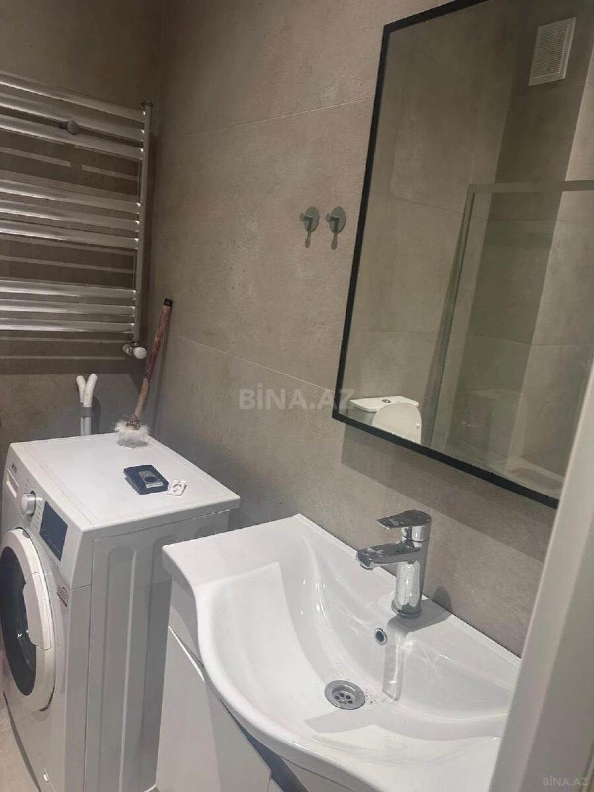 Kirayə verilir 2 otaqlı mənzil 82 m²