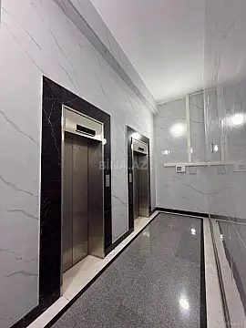 Satılır 3 otaqlı mənzil 144 m²