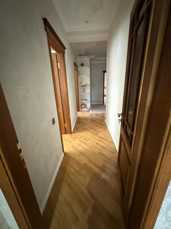 Satılır 3 otaqlı mənzil 123 m²