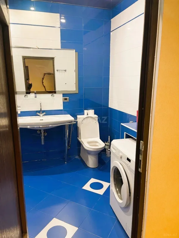 Satılır 3 otaqlı mənzil 170 m²