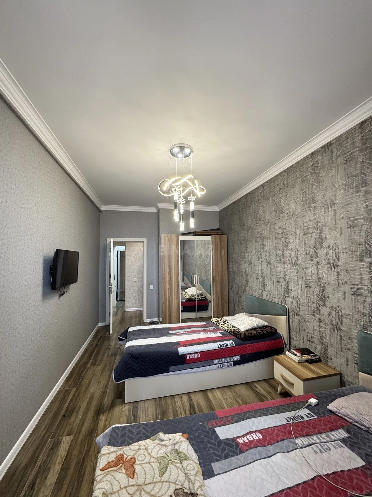 Satılır 3 otaqlı mənzil 96 m²