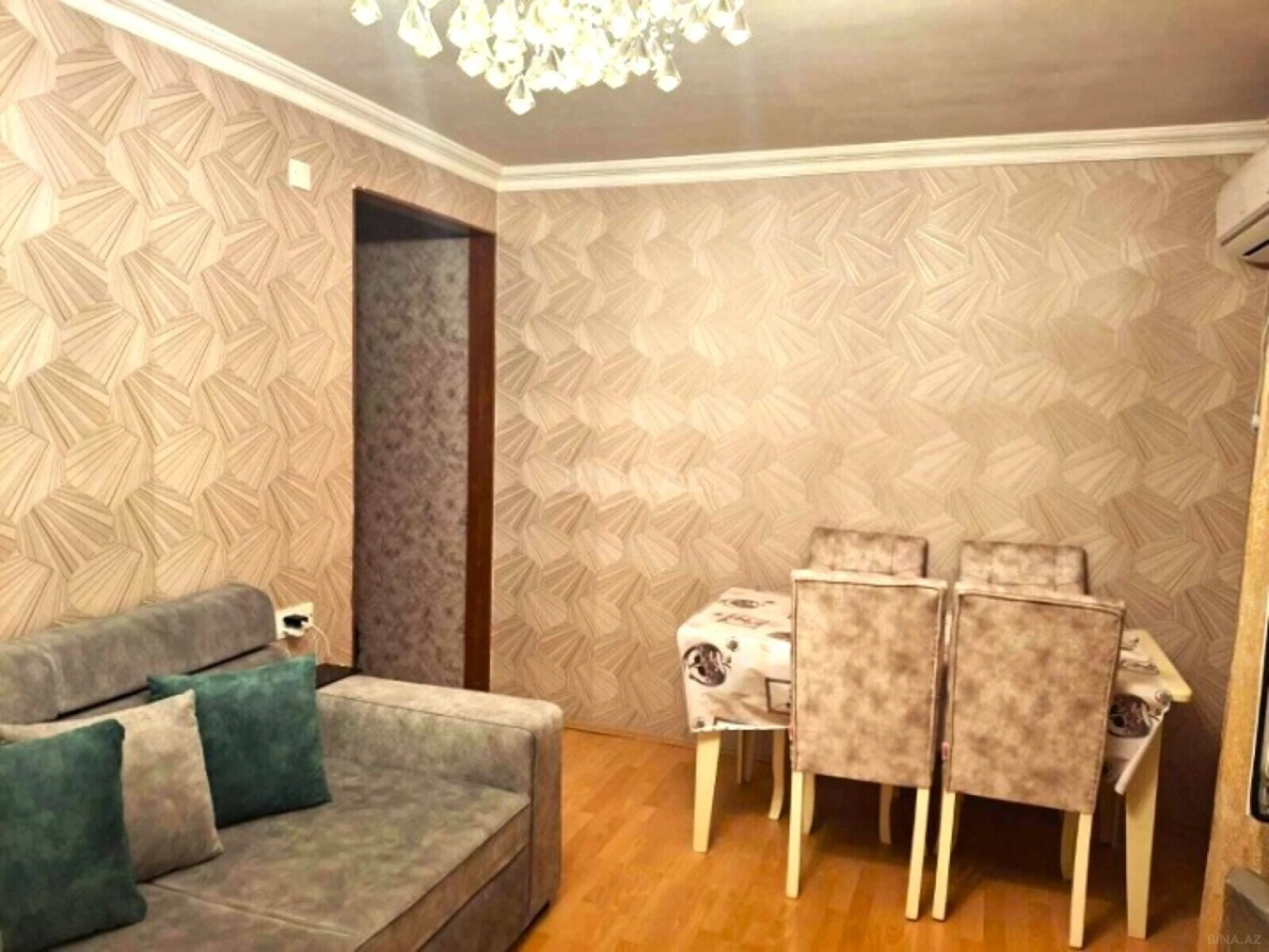 Satılır 2 otaqlı mənzil 35 m²