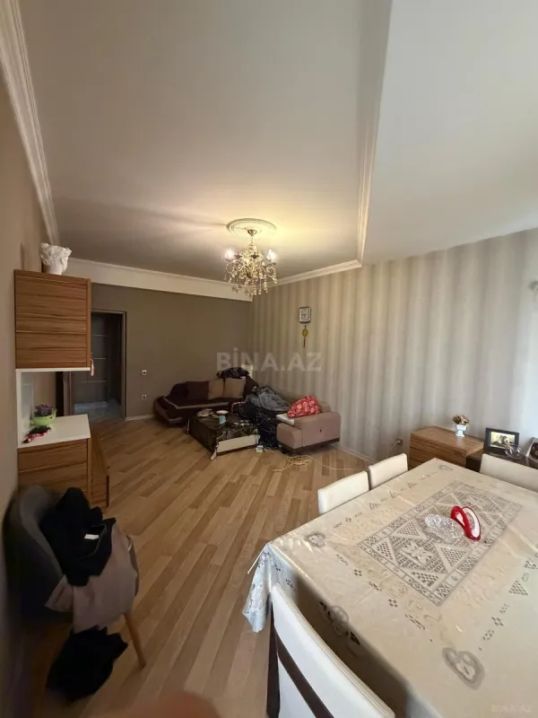 Satılır 2 otaqlı mənzil 62 m²